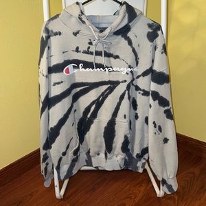 “CHAMPAGNE” tie dye hoodie size large